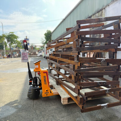 Xe nâng Reach Truck 2 tấn Noblelift RT20P-CS (Kho lạnh)
